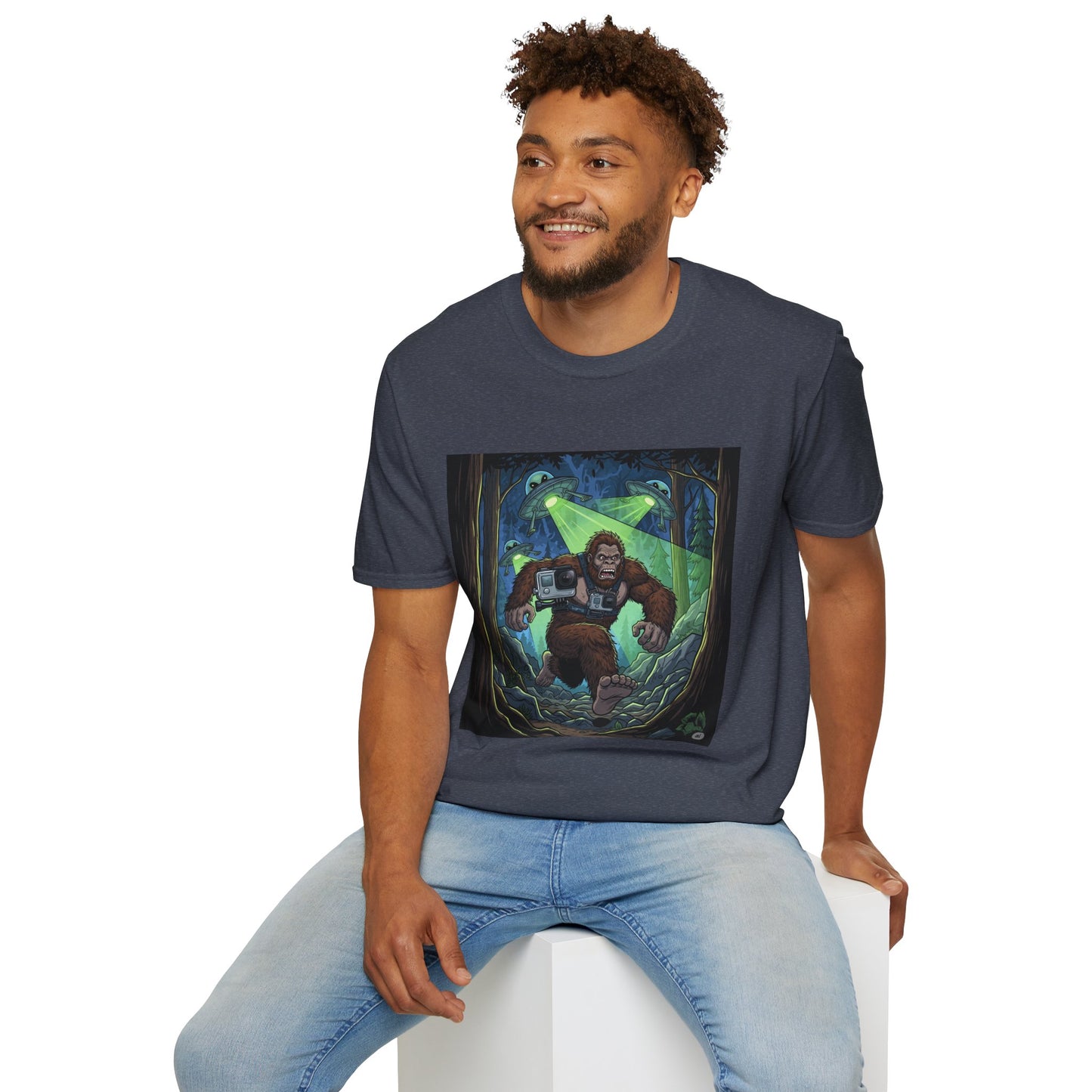 Alien Bigfoot T-Shirt, Unisex Graphic Tee, Humor Shirt, Quirky Gift for Friends, Casual Everyday Wear, Perfect for Parties