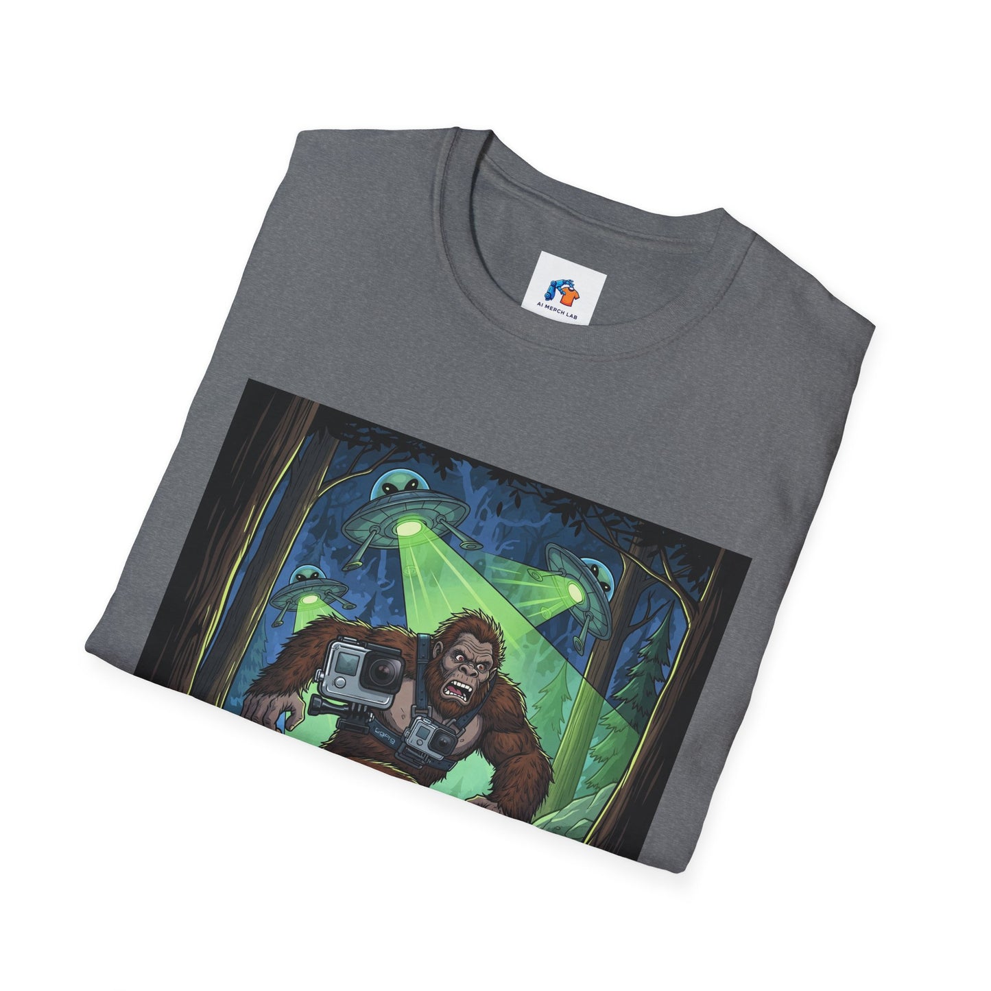 Alien Bigfoot T-Shirt, Unisex Graphic Tee, Humor Shirt, Quirky Gift for Friends, Casual Everyday Wear, Perfect for Parties