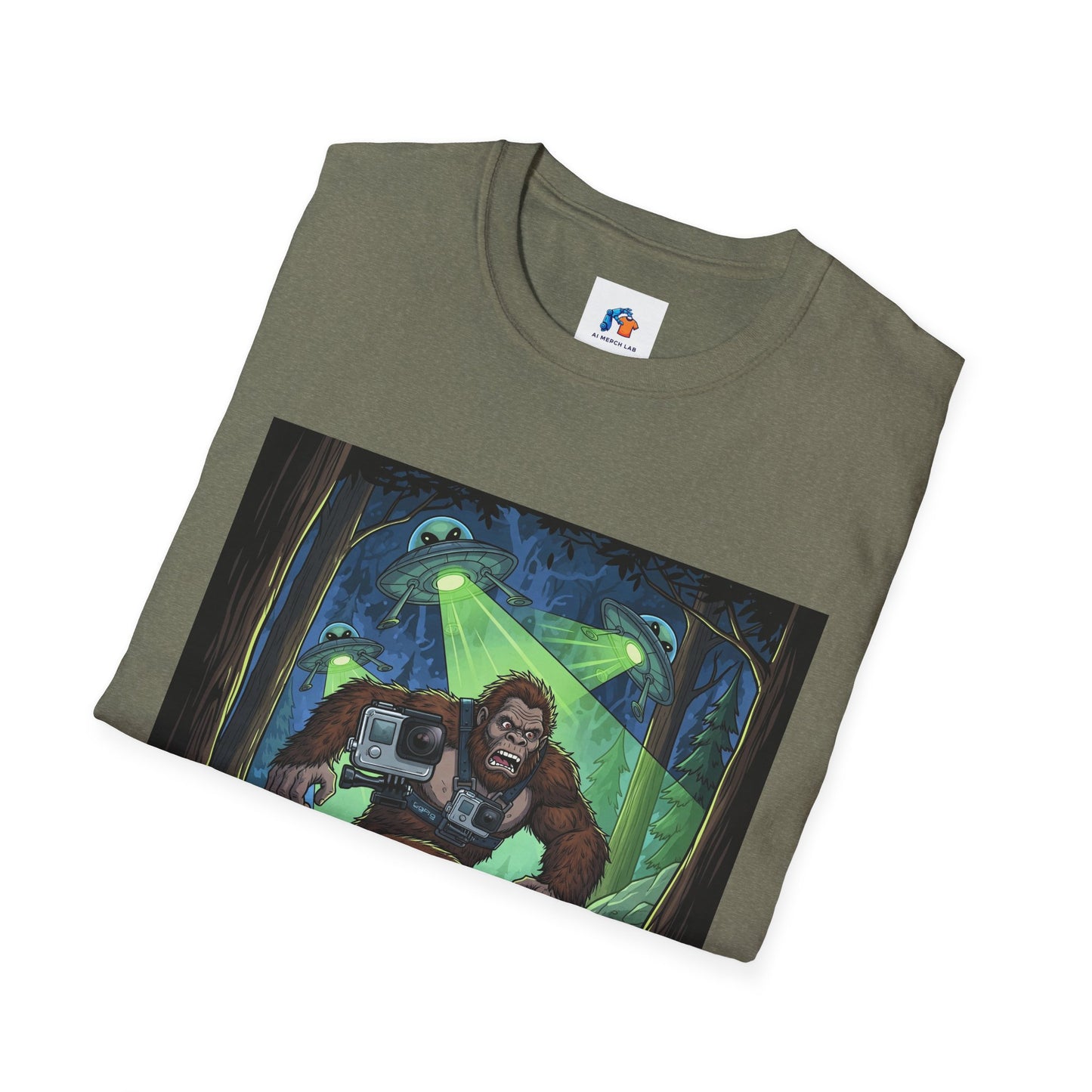 Alien Bigfoot T-Shirt, Unisex Graphic Tee, Humor Shirt, Quirky Gift for Friends, Casual Everyday Wear, Perfect for Parties